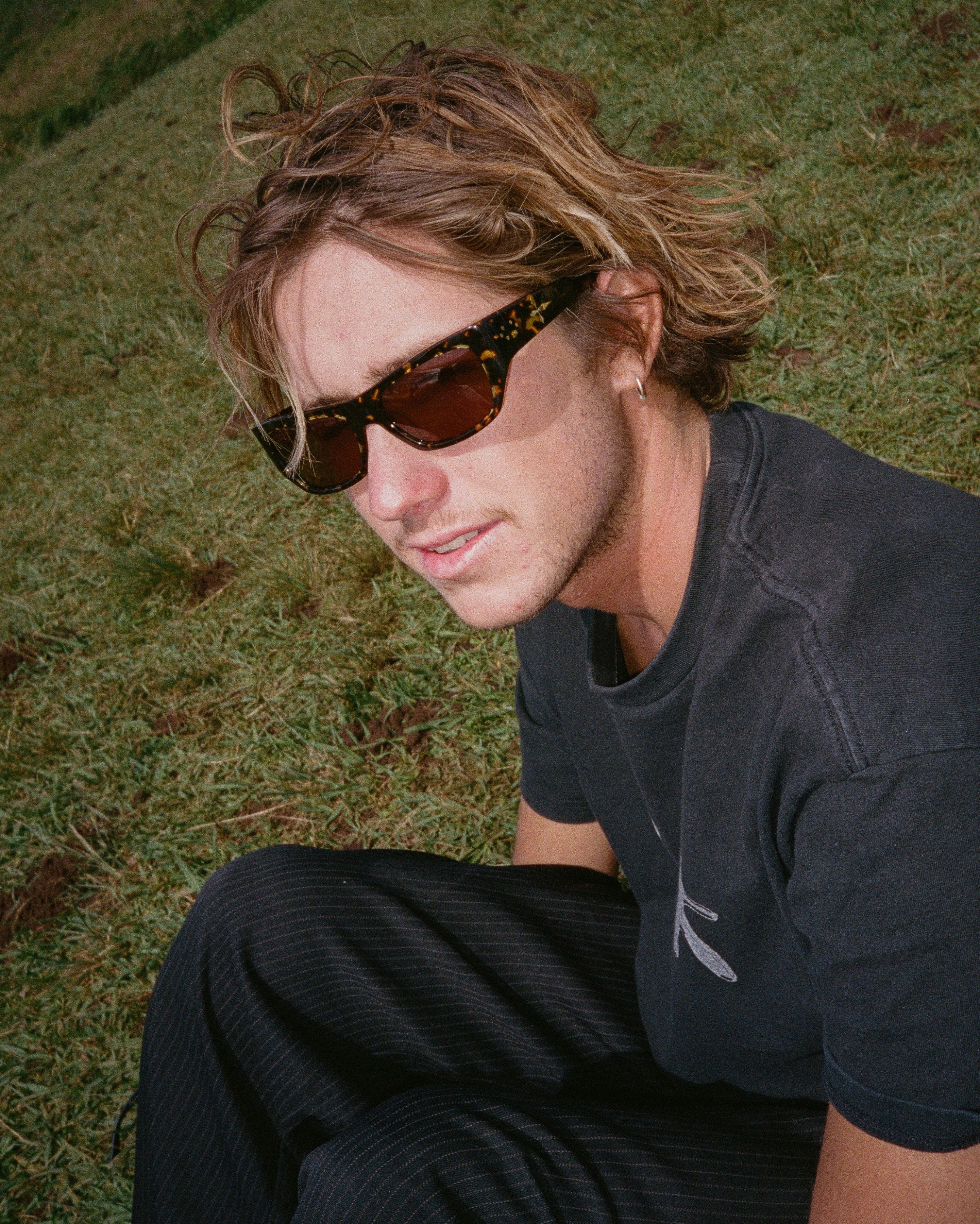 Memphis Sunglasses | Crystal Dark Tortoise / Bronze Polarized | Epokhe Eyewear