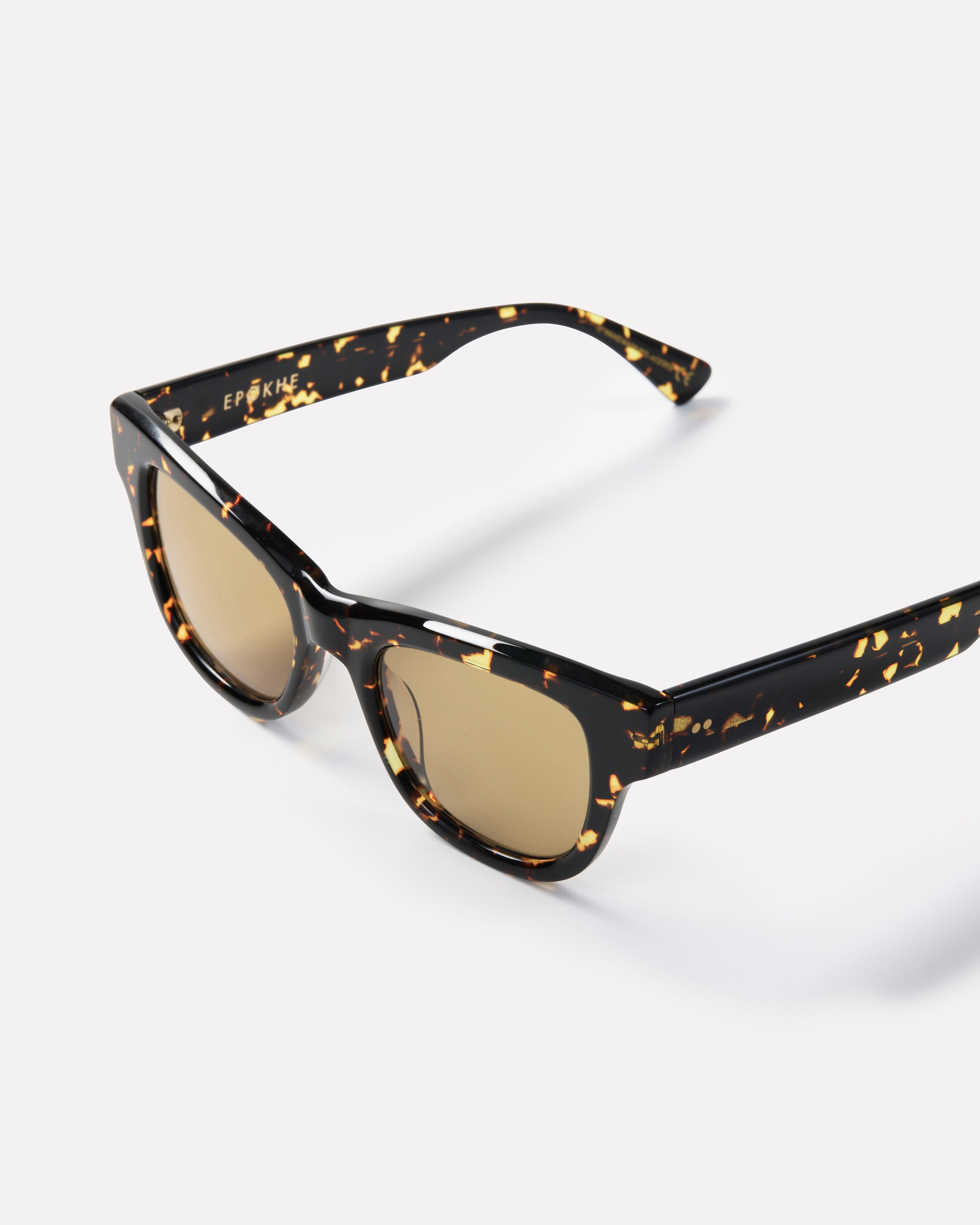 Brut - Crystal Dark Tortoise Polished / Amber