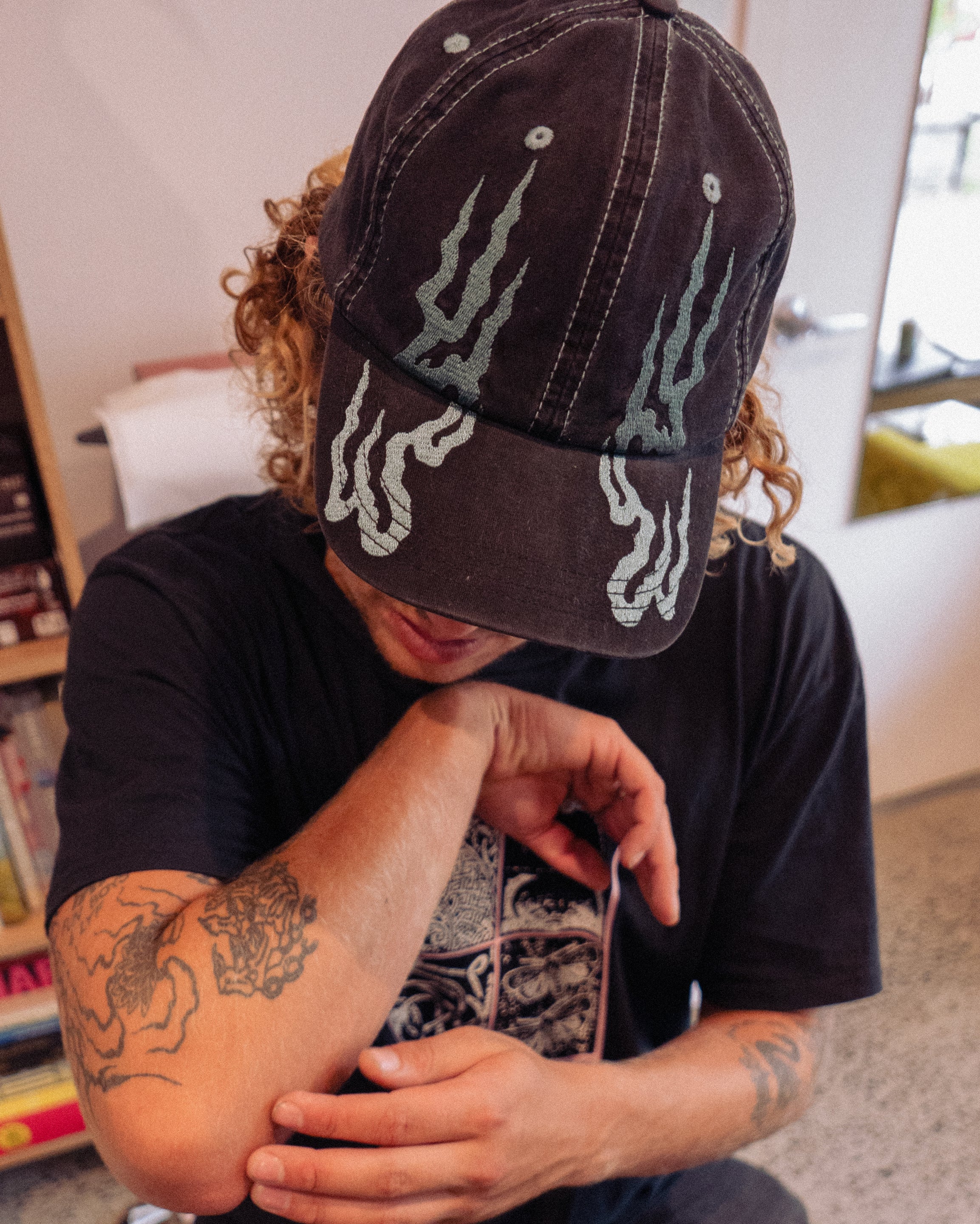 Epokhe Thomas Townend Art Series Hat - Black / Off White
